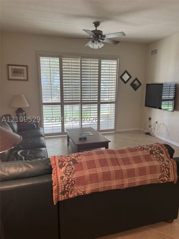 7775 Yardley Dr 108, Tamarac, FL 33321