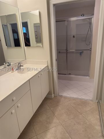 7775 Yardley Dr 108, Tamarac, FL 33321