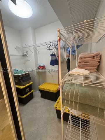 7775 Yardley Dr 108, Tamarac, FL 33321