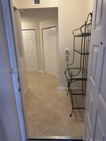 7775 Yardley Dr 108, Tamarac, FL 33321