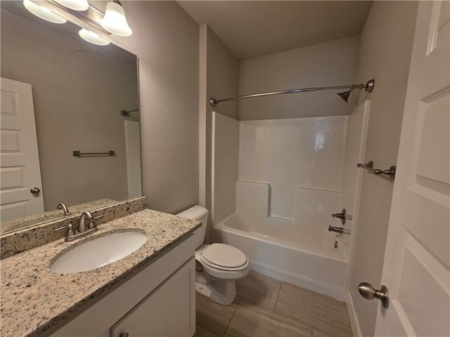 6521 W Knoll View Way, Rogers, AR 72758