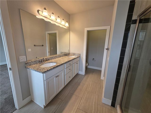 6521 W Knoll View Way, Rogers, AR 72758