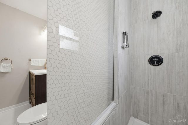 5018 Ravenna Street, Cincinnati, OH 45227