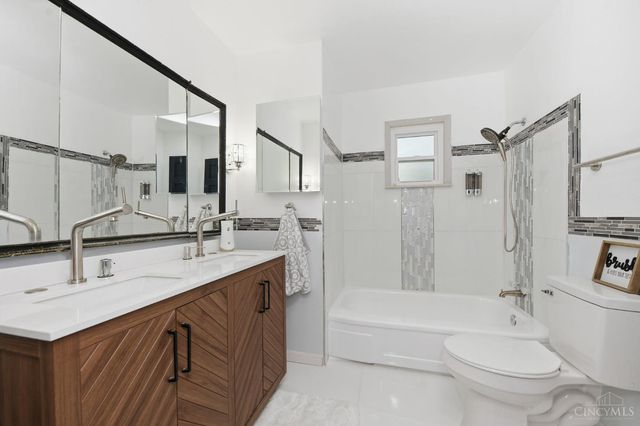 5018 Ravenna Street, Cincinnati, OH 45227
