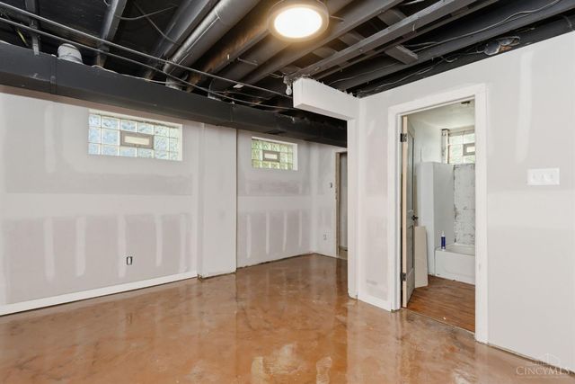 5018 Ravenna Street, Cincinnati, OH 45227