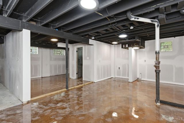 5018 Ravenna Street, Cincinnati, OH 45227