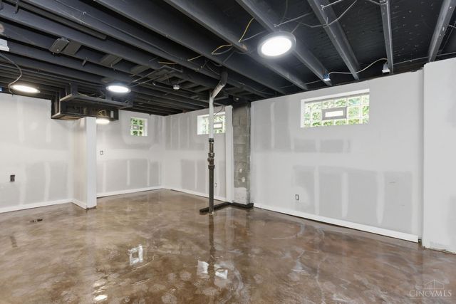 5018 Ravenna Street, Cincinnati, OH 45227