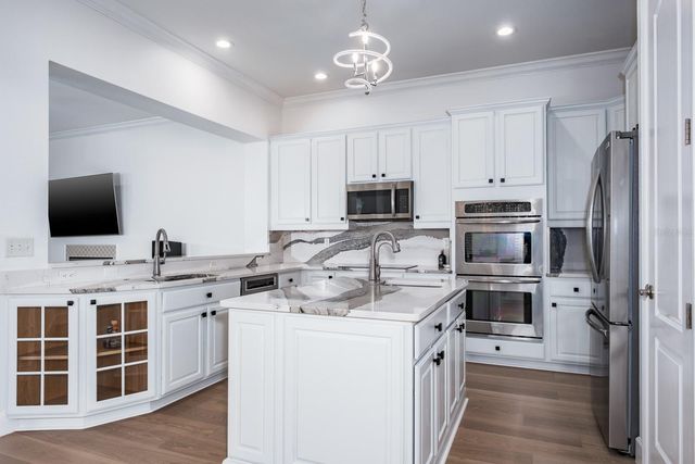 1700 OYSTER POINT WAY, Palm Harbor, FL 34683