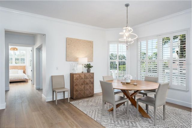 1700 OYSTER POINT WAY, Palm Harbor, FL 34683