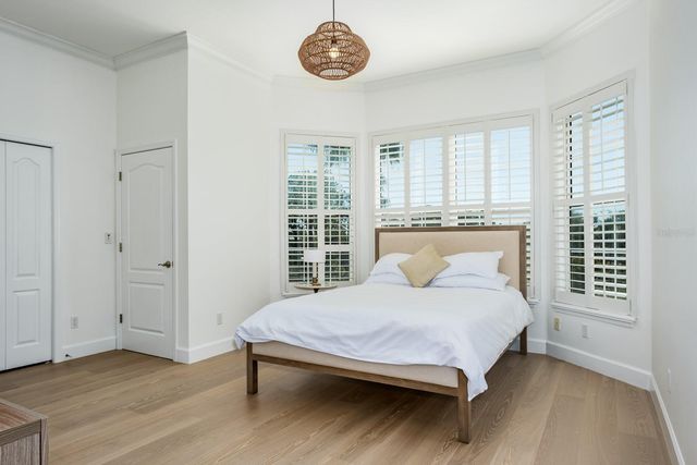 1700 OYSTER POINT WAY, Palm Harbor, FL 34683