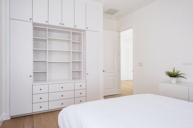 1700 OYSTER POINT WAY, Palm Harbor, FL 34683