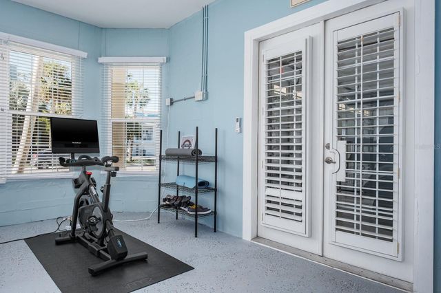 1700 OYSTER POINT WAY, Palm Harbor, FL 34683