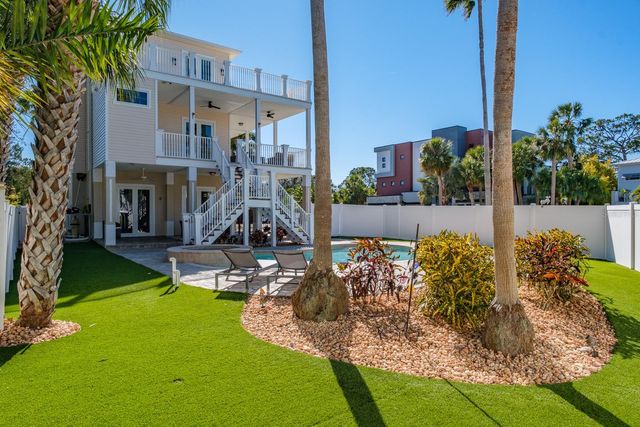 1700 OYSTER POINT WAY, Palm Harbor, FL 34683