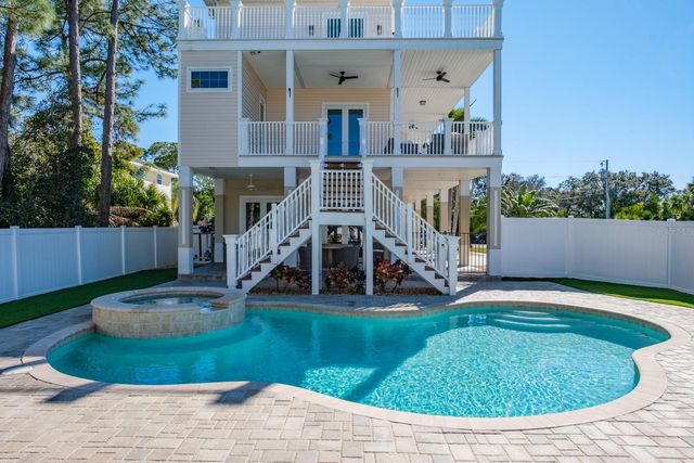 1700 OYSTER POINT WAY, Palm Harbor, FL 34683