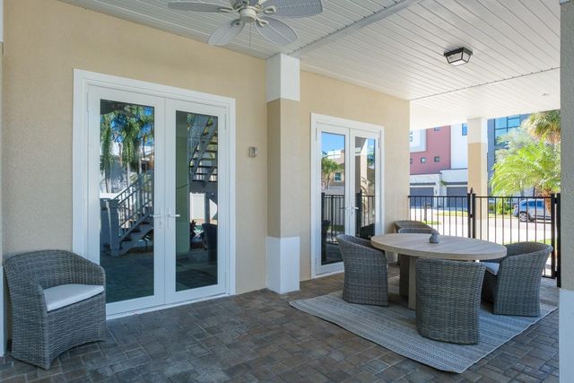 1700 OYSTER POINT WAY, Palm Harbor, FL 34683