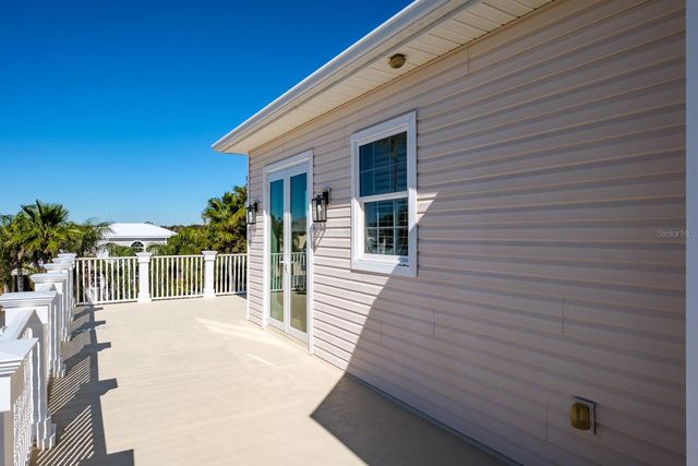 1700 OYSTER POINT WAY, Palm Harbor, FL 34683