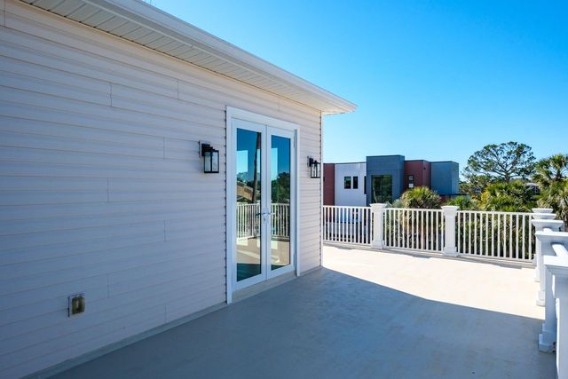 1700 OYSTER POINT WAY, Palm Harbor, FL 34683