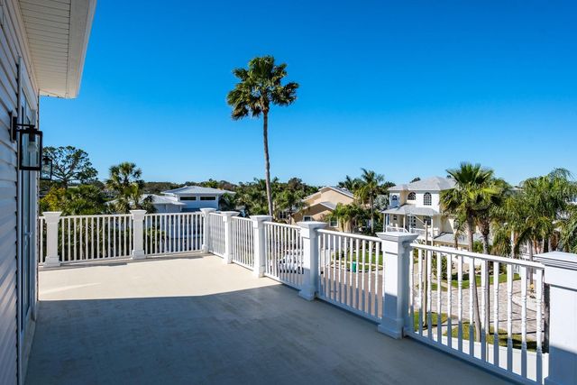 1700 OYSTER POINT WAY, Palm Harbor, FL 34683