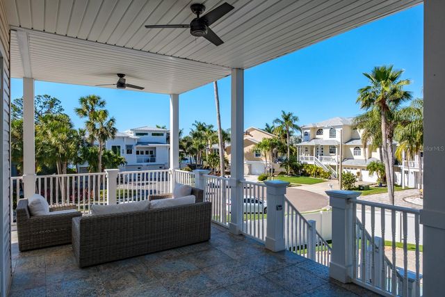 1700 OYSTER POINT WAY, Palm Harbor, FL 34683