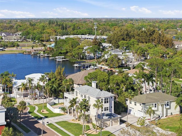 1700 OYSTER POINT WAY, Palm Harbor, FL 34683