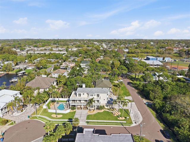 1700 OYSTER POINT WAY, Palm Harbor, FL 34683