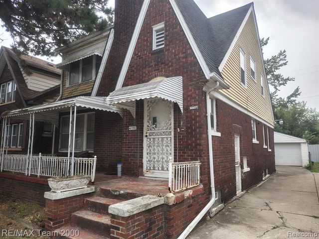 8265 Cloverlawn Street, Detroit, MI 48204