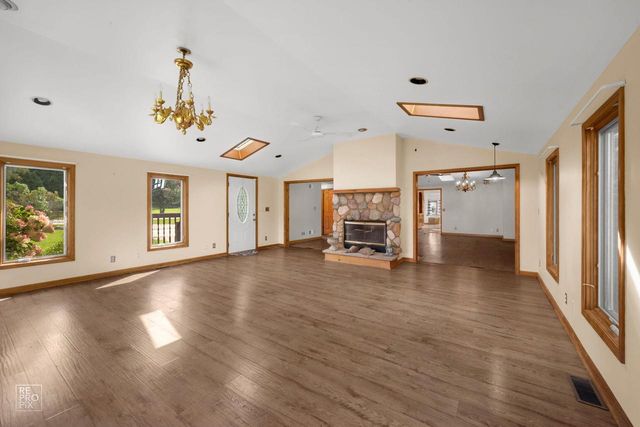 18410 119th STREET, Bristol, WI 53104