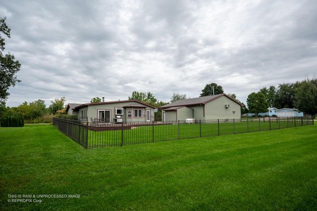 18410 119th STREET, Bristol, WI 53104