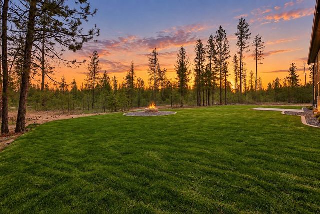 6703 E Elk Chattaroy Rd, Chattaroy, WA 99003