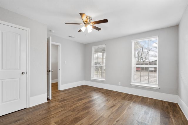 103 May Avenue, Cleburne, TX 76031