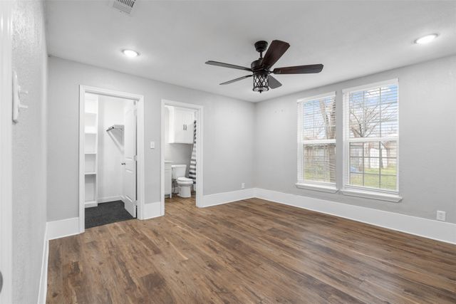 103 May Avenue, Cleburne, TX 76031