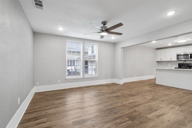 103 May Avenue, Cleburne, TX 76031