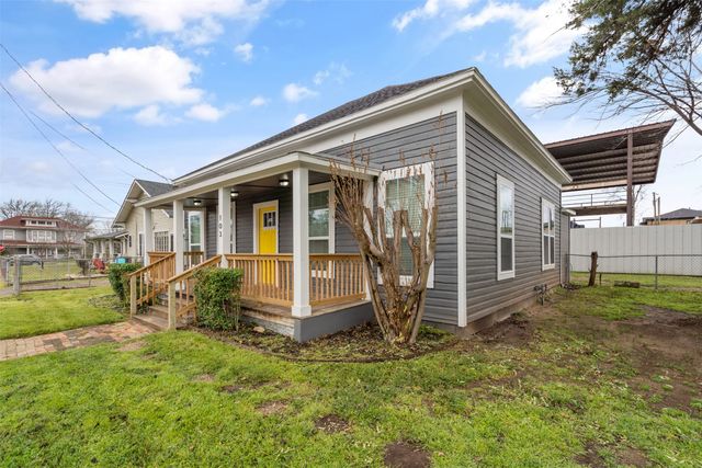 103 May Avenue, Cleburne, TX 76031