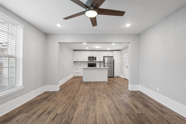 103 May Avenue, Cleburne, TX 76031