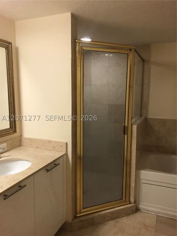 1800 N Bayshore Dr 814, Miami, FL 33132