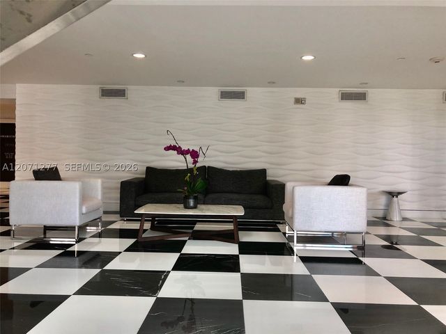 1800 N Bayshore Dr 814, Miami, FL 33132