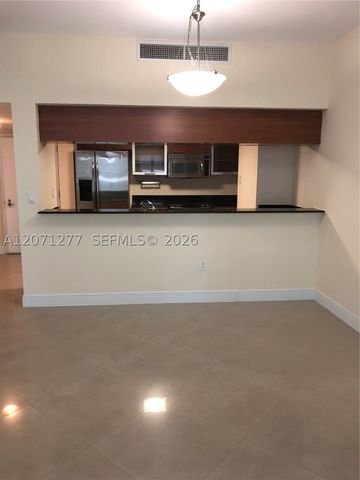 1800 N Bayshore Dr 814, Miami, FL 33132