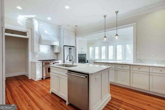 834 Hill Street, Athens, GA 30606