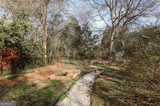 834 Hill Street, Athens, GA 30606