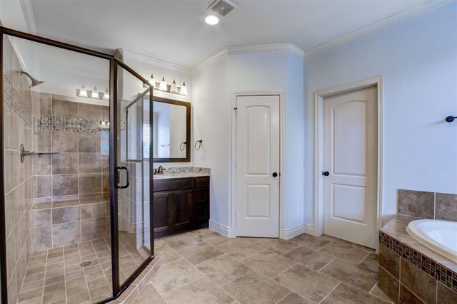 30 Daffodil Meadow Place, Tomball, TX 77375