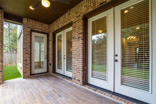30 Daffodil Meadow Place, Tomball, TX 77375