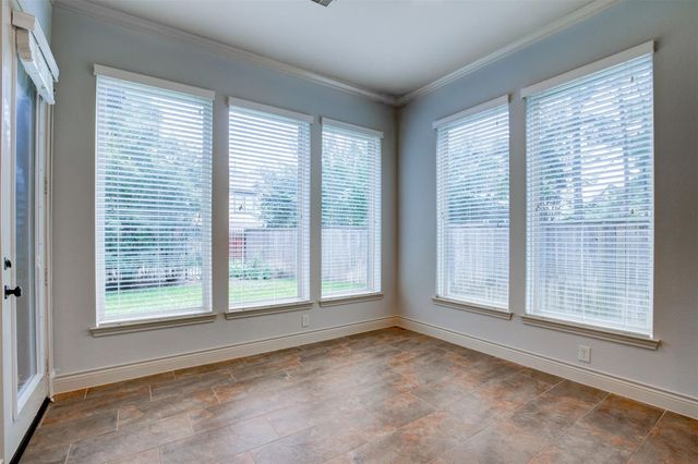 30 Daffodil Meadow Place, Tomball, TX 77375