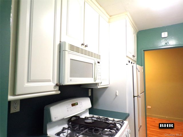 2265 Gerritsen Avenue 1R, Brooklyn, NY 11229