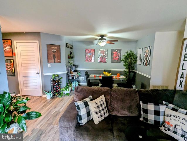 409 SILVIA ST, Ewing, NJ 08628