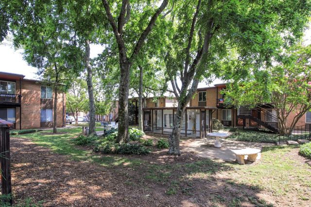 3600 Hillsboro Pike Apt D1, Nashville, TN 37215