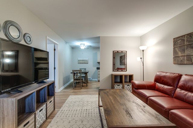 3600 Hillsboro Pike Apt D1, Nashville, TN 37215