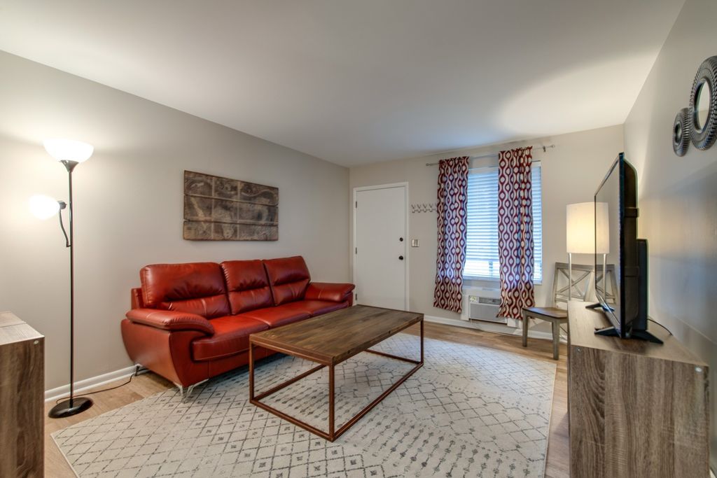 3600 Hillsboro Pike Apt D1, Nashville, TN 37215