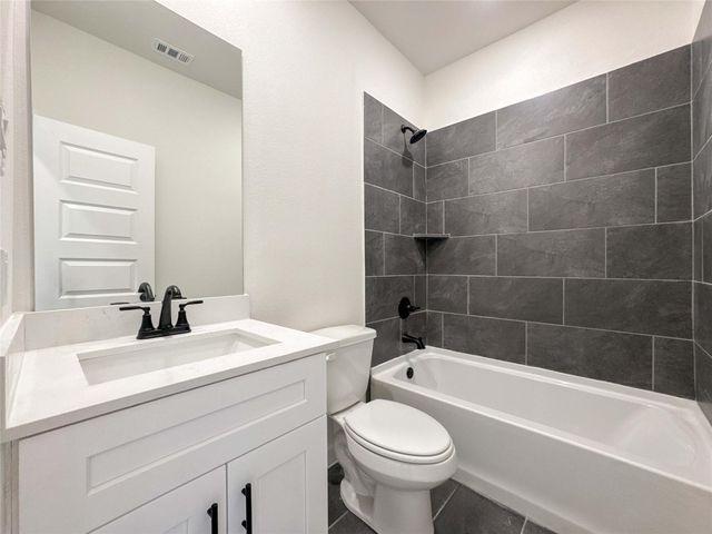 3526 Windmill Palm Dr, Manvel, TX 77578