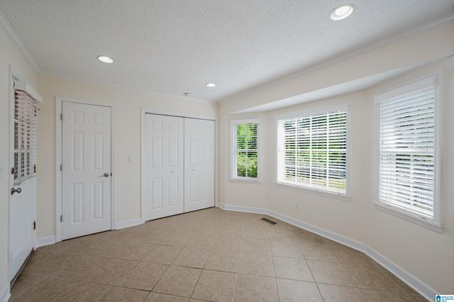 1828 JACOBS LANE, Vestavia Hills, AL 35216