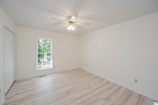 1828 JACOBS LANE, Vestavia Hills, AL 35216